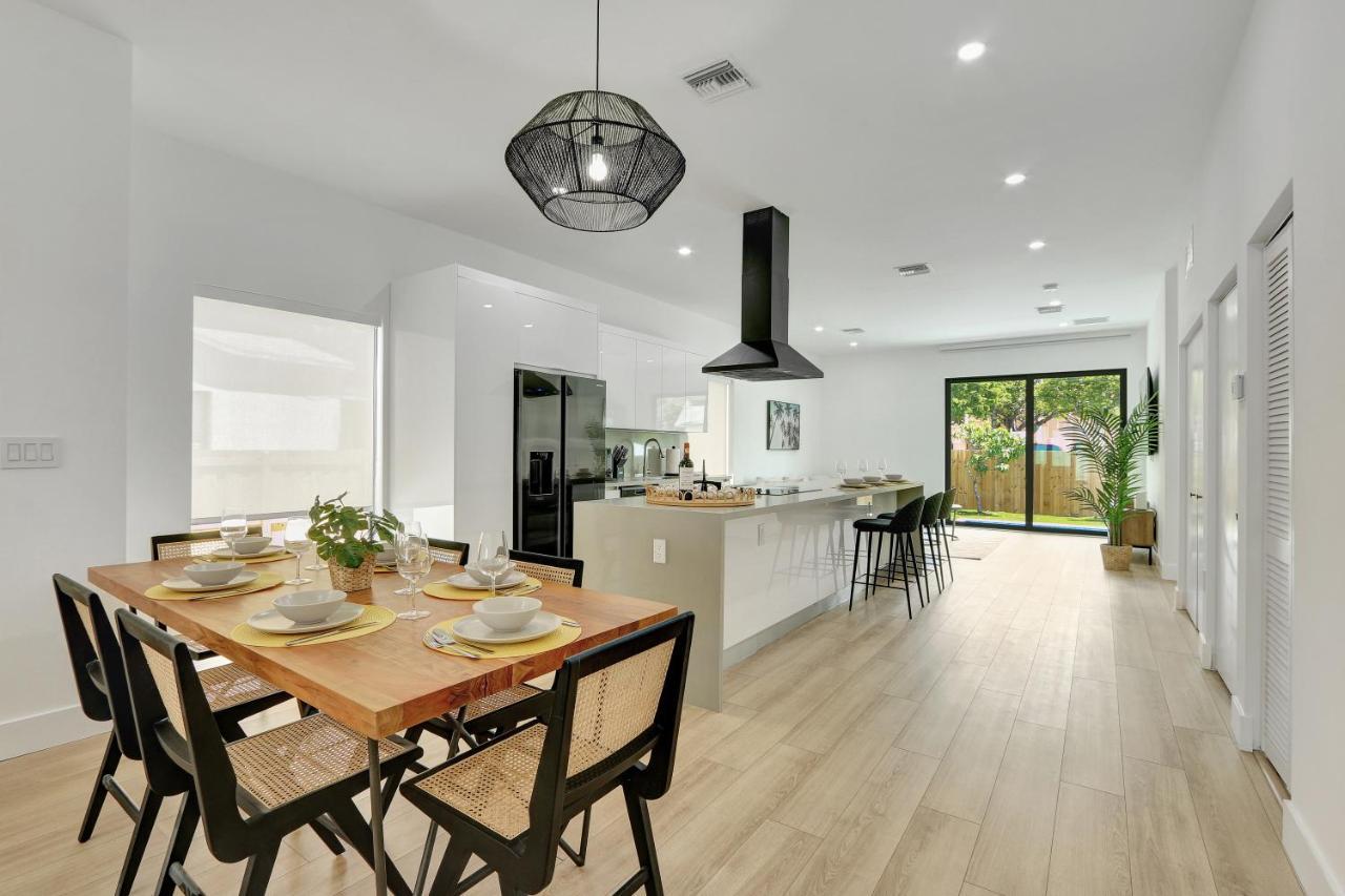 Ferienhaus Radiance - Modern Design, Poolside Escape Miami